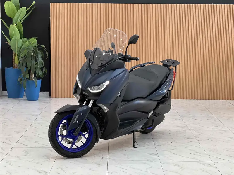 Yamaha XMax ABS