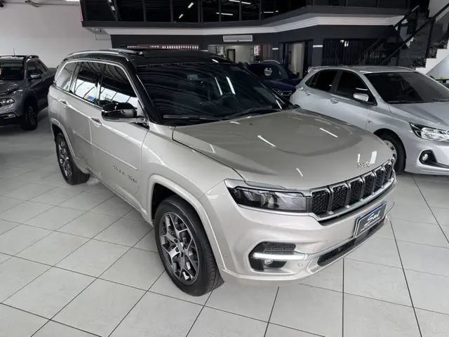 Carro Jeep Commander 2023 Overland 2.0 TD380