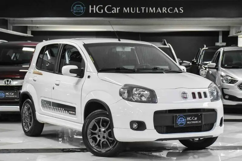 Fiat Uno Sporting 1.4 8V (Flex) 4p