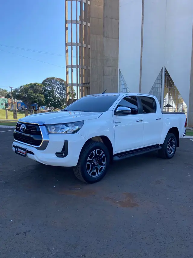 Carro Toyota Hilux Cabine Dupla 2021 SRV 2.7 CD 4x2 (Flex) (Aut)