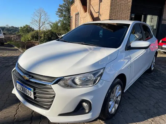 Carro Chevrolet Onix 2020 1.0 (Flex)