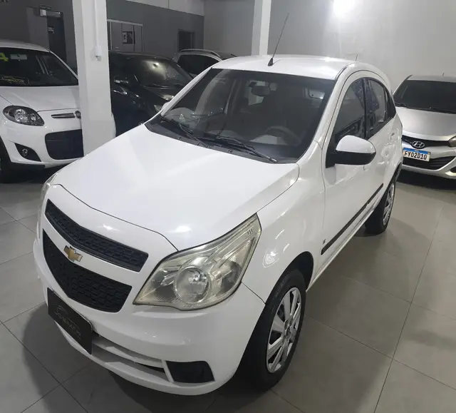 Carro Chevrolet Agile 2011 LT 1.4 8V (Flex)