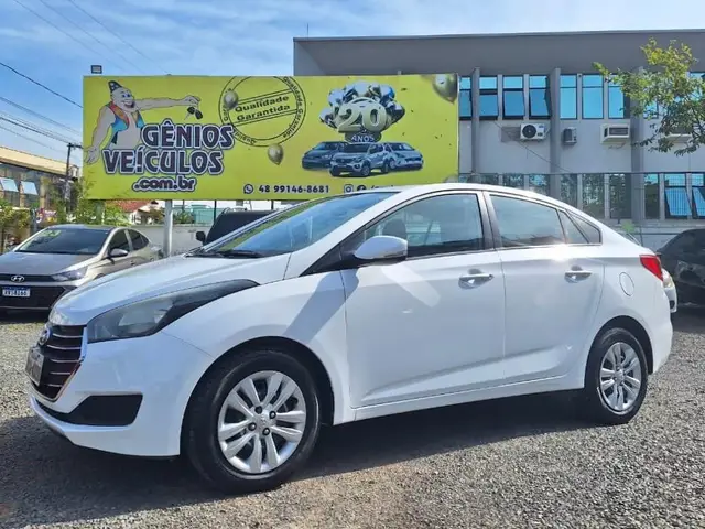 Carro Hyundai HB20S 2016 1.0 Comfort Style Turbo (Flex)