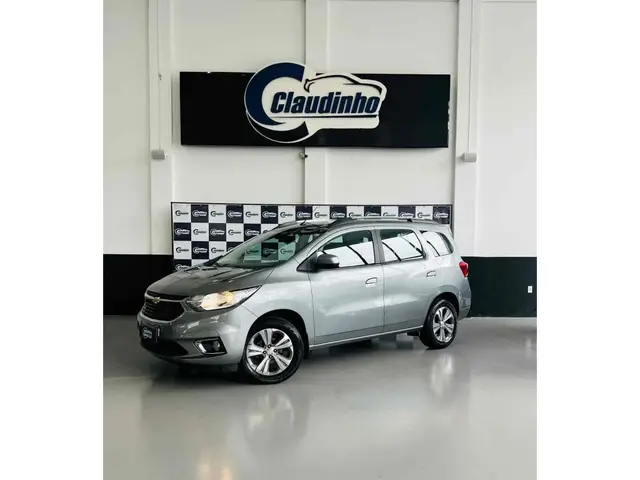 Carro Chevrolet Spin 2024 Premier 1.8 (Aut.)