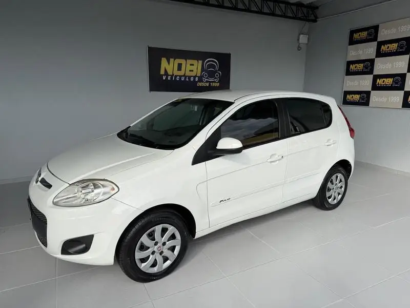 Fiat Palio Attractive 1.4 8V (Flex)