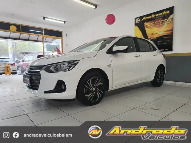 Carro Chevrolet Onix 2024 LT 1.0