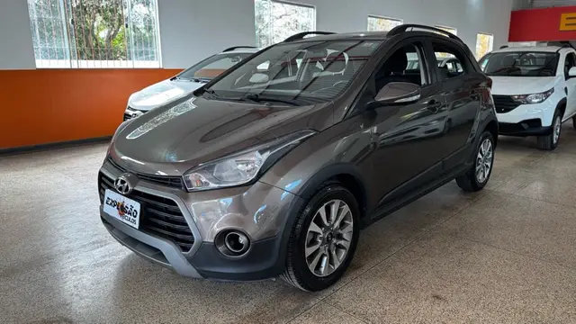 Carro Hyundai HB20X 2018 Style 1.6 (Flex)