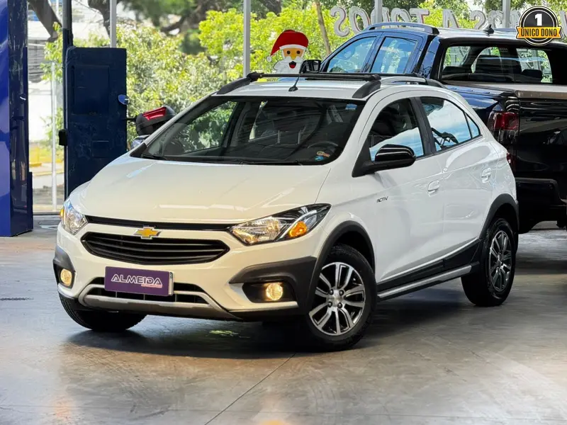 Chevrolet Onix 1.4 Activ SPE/4