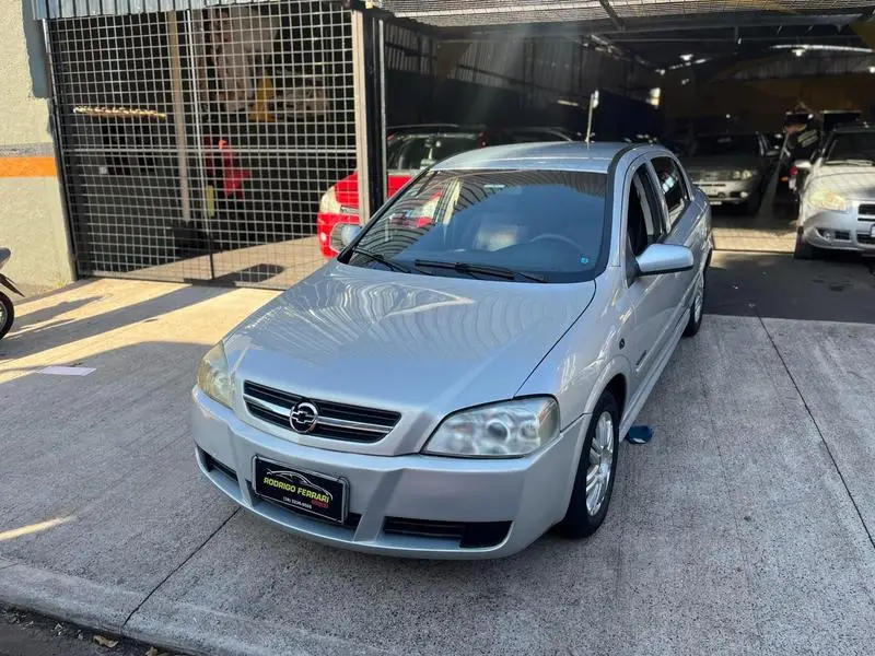 Chevrolet Astra Sedan Comfort 2.0 (Flex)