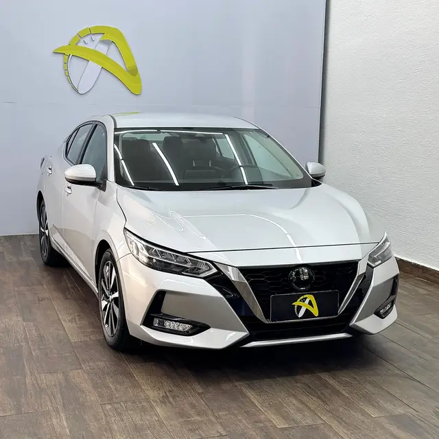 Carro Nissan Sentra 2024 Advance 2.0 16V Aut.