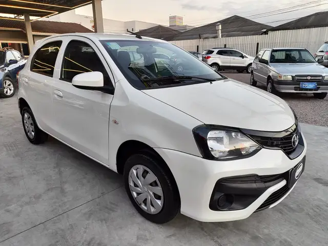 Carro Toyota Etios 2020 X 1.3 (Aut) (Flex)