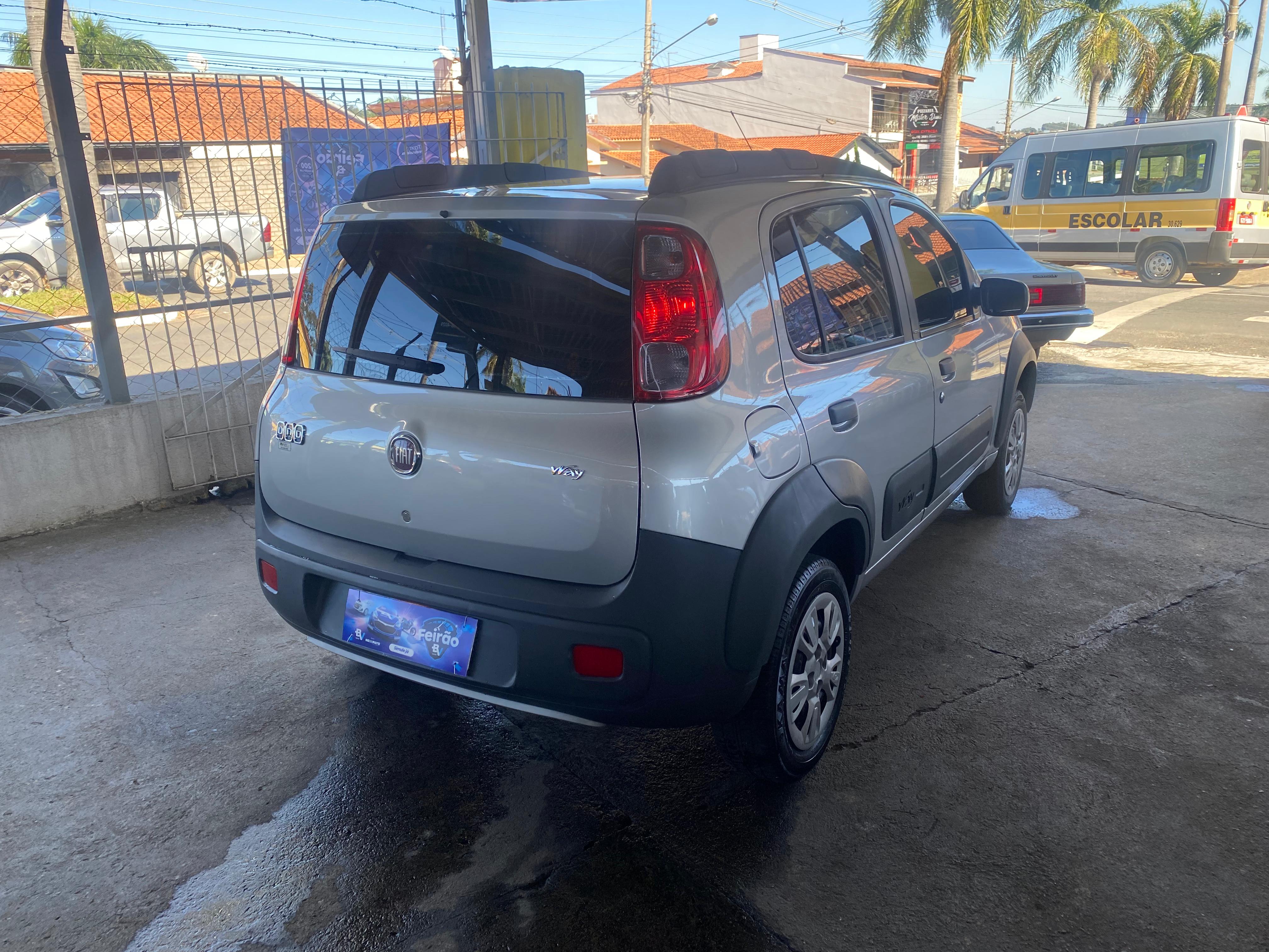 Fiat Uno Way 1.0 8V (Flex) 4p