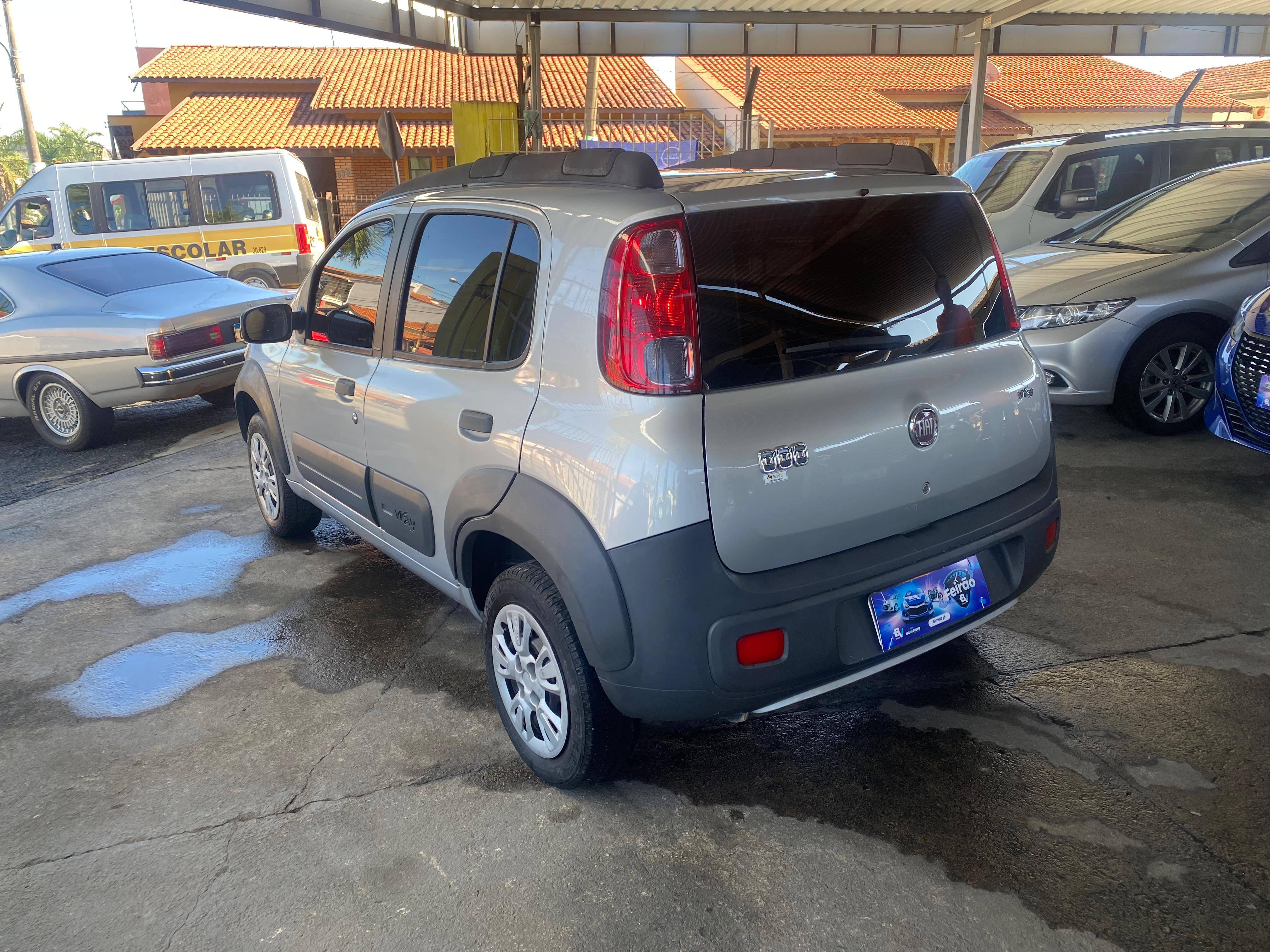 Fiat Uno Way 1.0 8V (Flex) 4p