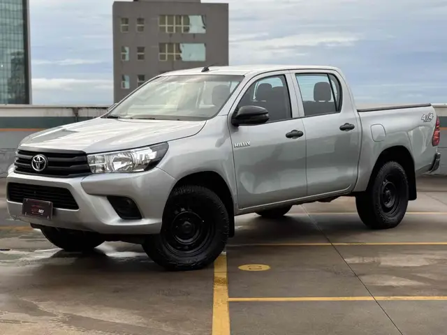 Carro Toyota Hilux Cabine Dupla 2020 Hilux 2.8 TDI CD STD Power Pack 4x4
