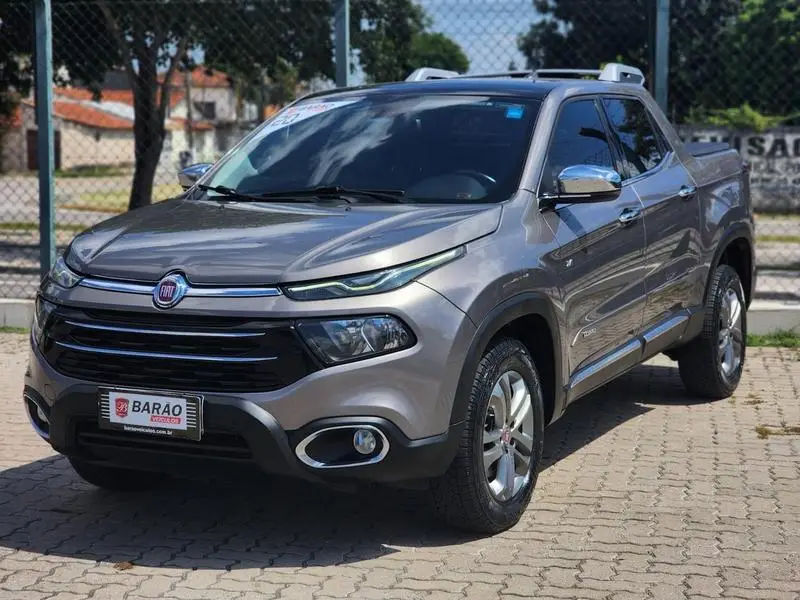 Fiat Toro Volcano 2.4 AT9 4x2 (Flex)
