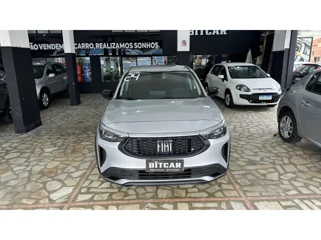 Carro Fiat Fastback 2024 Audace