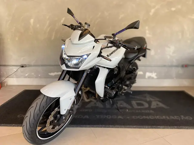 Carro Kawasaki Z 750 2011 Z 750