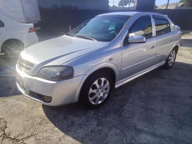 Carro Chevrolet Astra Hatch 2011 Advantage 2.0 (Flex)