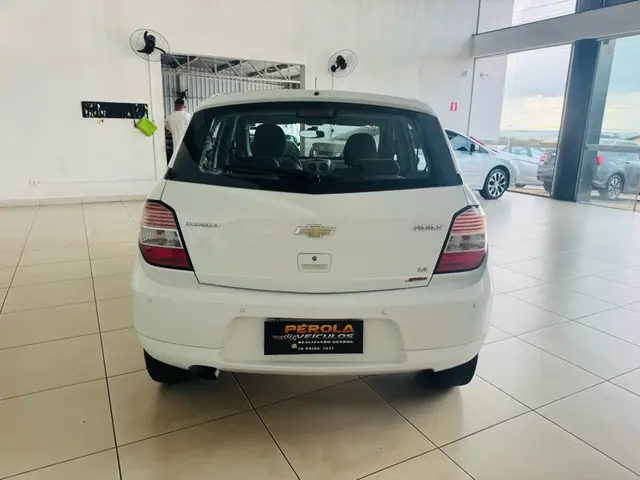Carro Chevrolet Agile 2012 LTZ 1.4 8V (Flex)