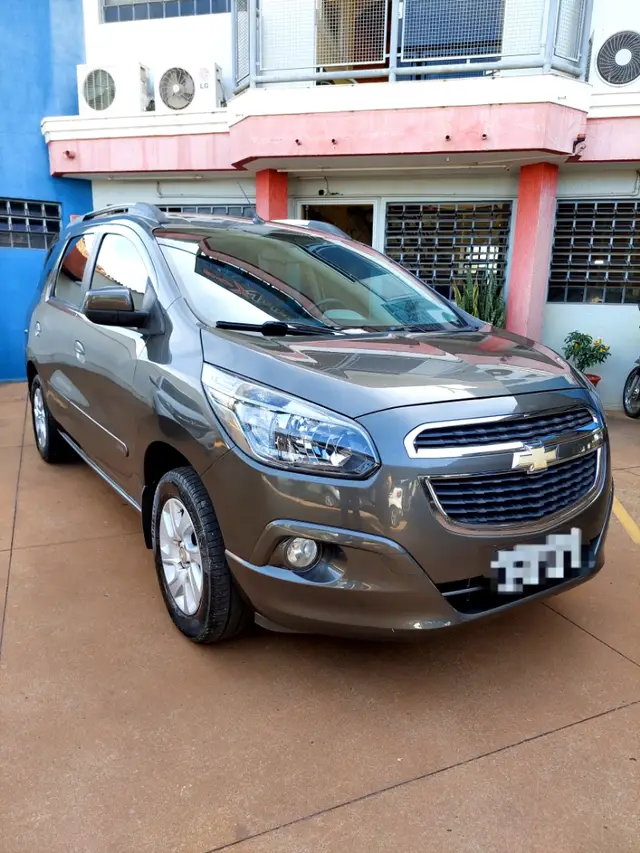 Carro Chevrolet Spin 2015 LTZ 7S 1.8 (Flex) (Aut)
