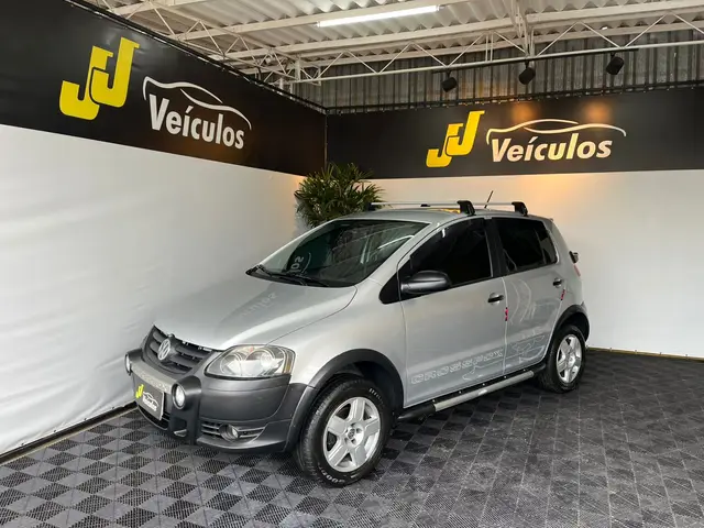 Carro Volkswagen CrossFox 2010 1.6 (Flex)