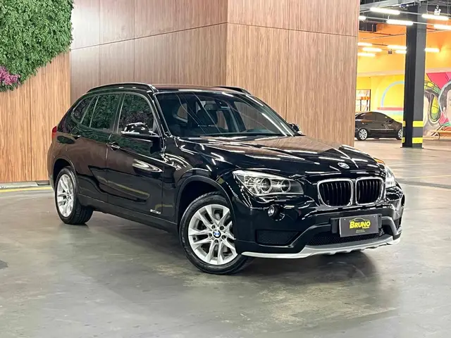 Carro BMW X1 2015 2.0 sDrive20i Activeflex