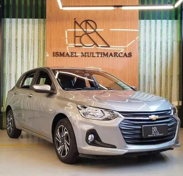 Carro Chevrolet Onix 2024 1.0