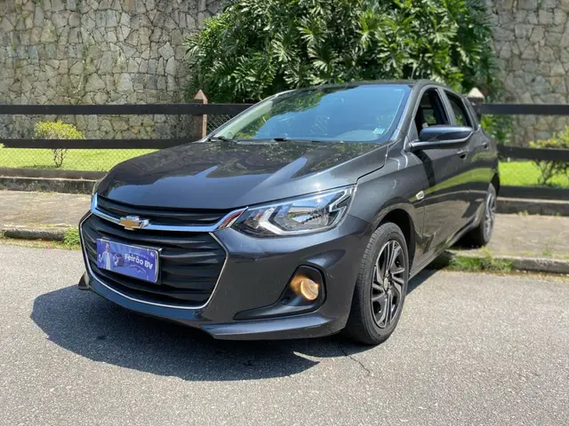 Carro Chevrolet Onix Plus 2024 LT 1.0