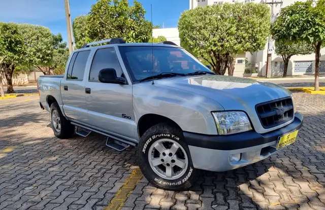 Carro Chevrolet S10 Cabine Dupla 2003 S10 4x4 2.8 (nova série) (Cab Dupla)