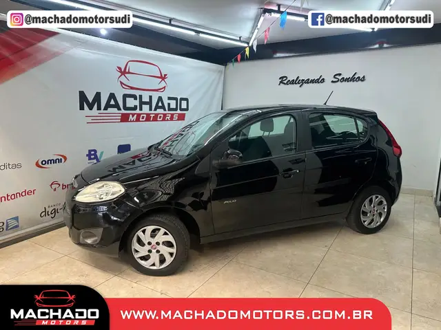 Carro Fiat Palio 2013 Attractive 1.4 8V (Flex)