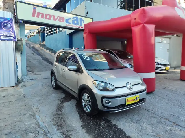 Carro Volkswagen Up! 2016 1.0 12v TSI E-Flex Cross