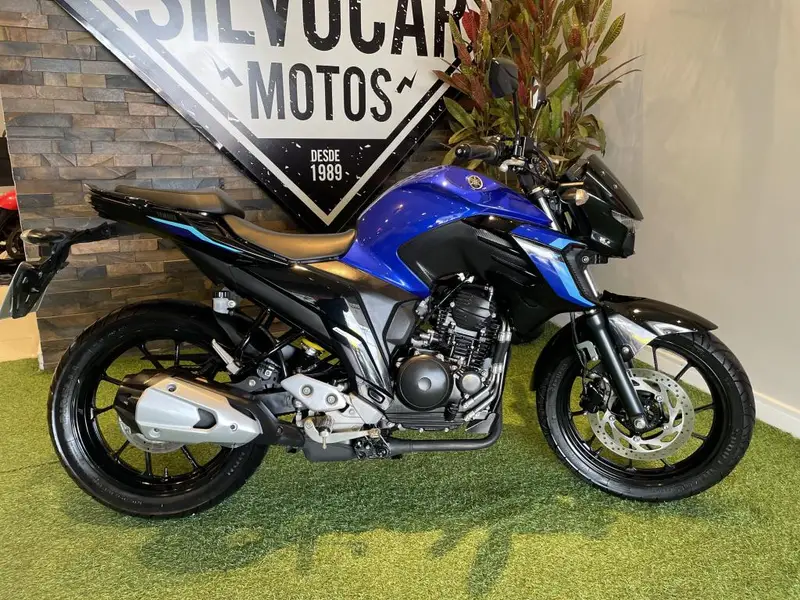 Yamaha Fazer FZ25 Flex