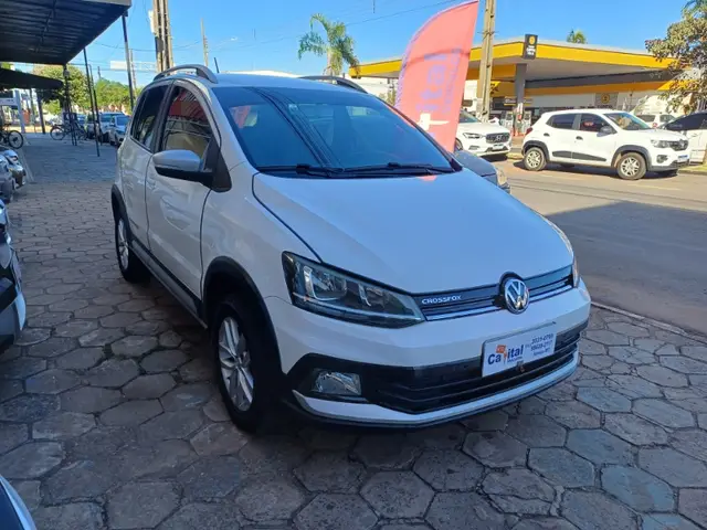 Carro Volkswagen CrossFox 2015 1.6 16v MSI (Flex)