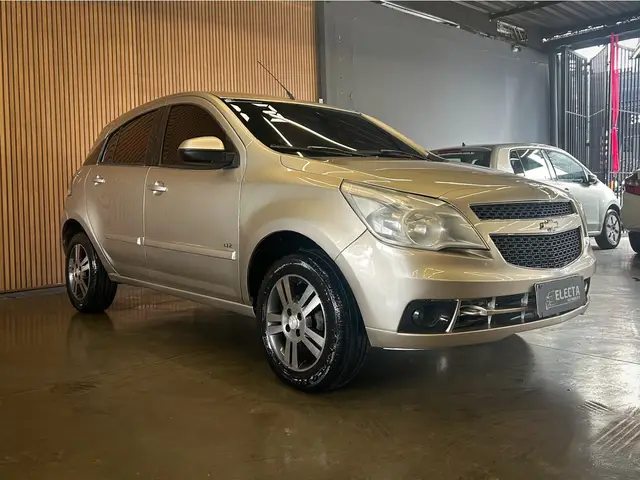 Carro Chevrolet Agile 2013 LTZ 1.4 8V (Flex)