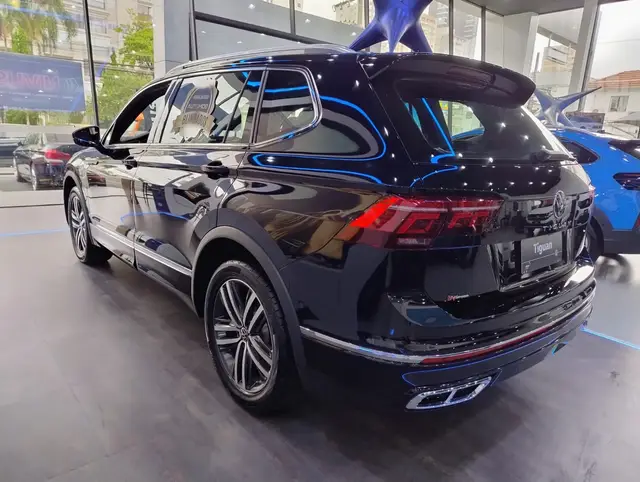 Carro Volkswagen Tiguan 2025 Allspace R-Line 2.0 TSi