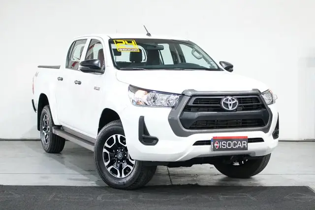 Carro Toyota Hilux Cabine Dupla 2024 STD Power Pack 4x4 2.8 Diesel
