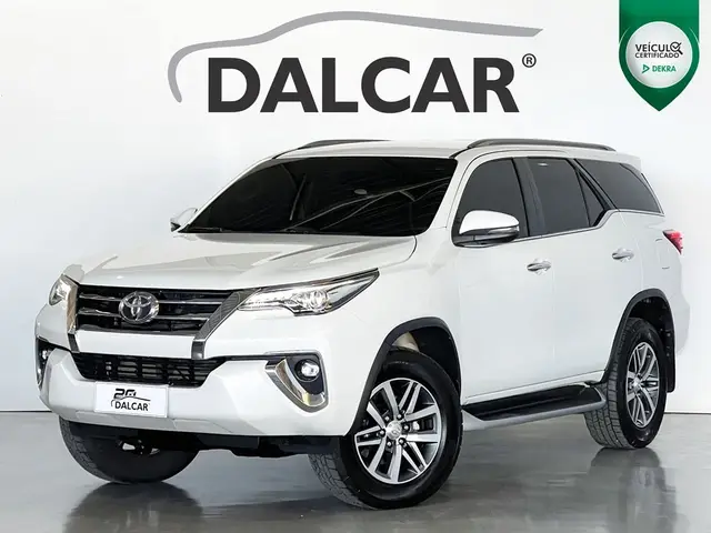 Carro Toyota SW4 2020 2.8 TDI SRX 5L 4x4 (Aut)