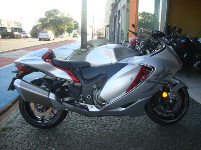 Moto Suzuki Hayabusa 2023 GSX 1300-R