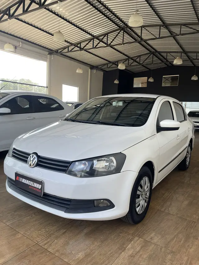 Carro Volkswagen Voyage 2015 1.0 TEC City (Flex)