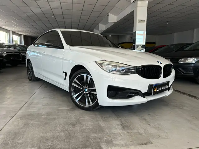 Carro BMW 320i GT 2016 320i Gran Turismo Sport