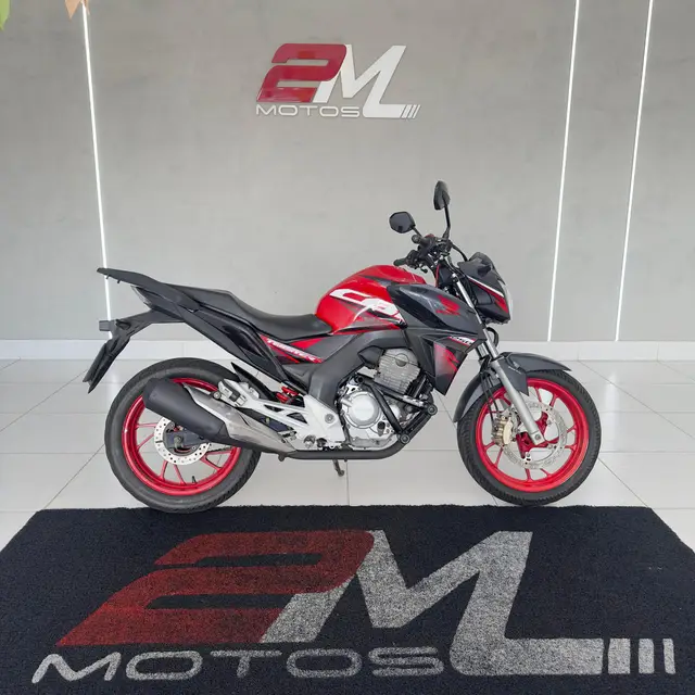 Moto Honda CB 250F Twister 2020 Standard