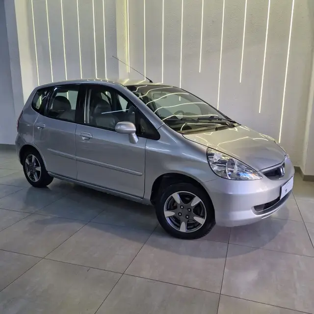 Carro Honda Fit 2007 LXL 1.4