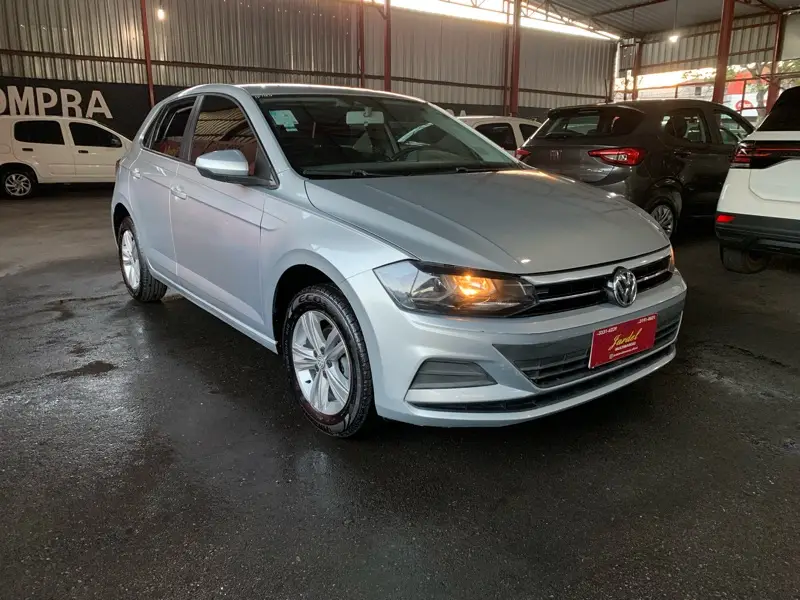 Volkswagen Polo 1.0 (Flex)