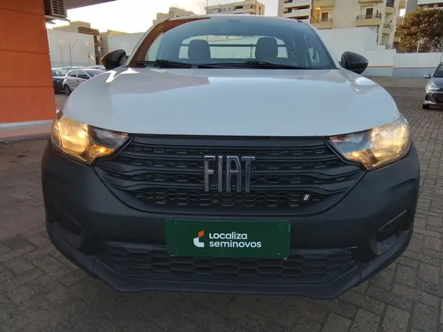 Carro Fiat Strada 2023 Endurance 1.4 Cabine Plus (Flex)