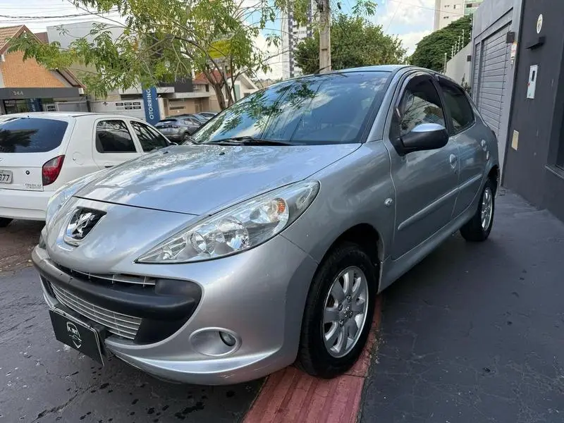 Peugeot Hatch XR Sport 1.4 8V (flex)