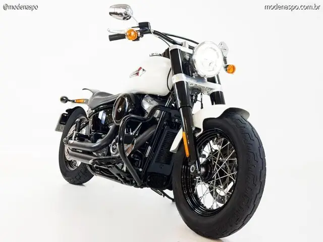 Carro Harley-Davidson Softail 2018 Slim