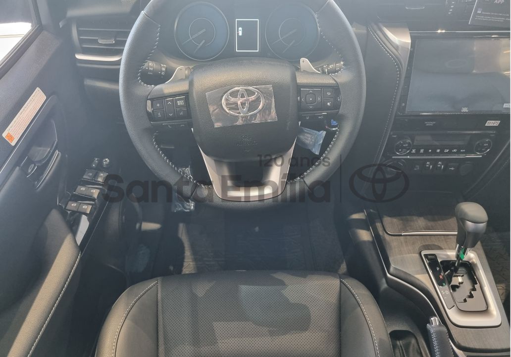 SW4 SRX Platinum 2.8 Turbodiesel 4x4 (Aut.) (7 Lugares)