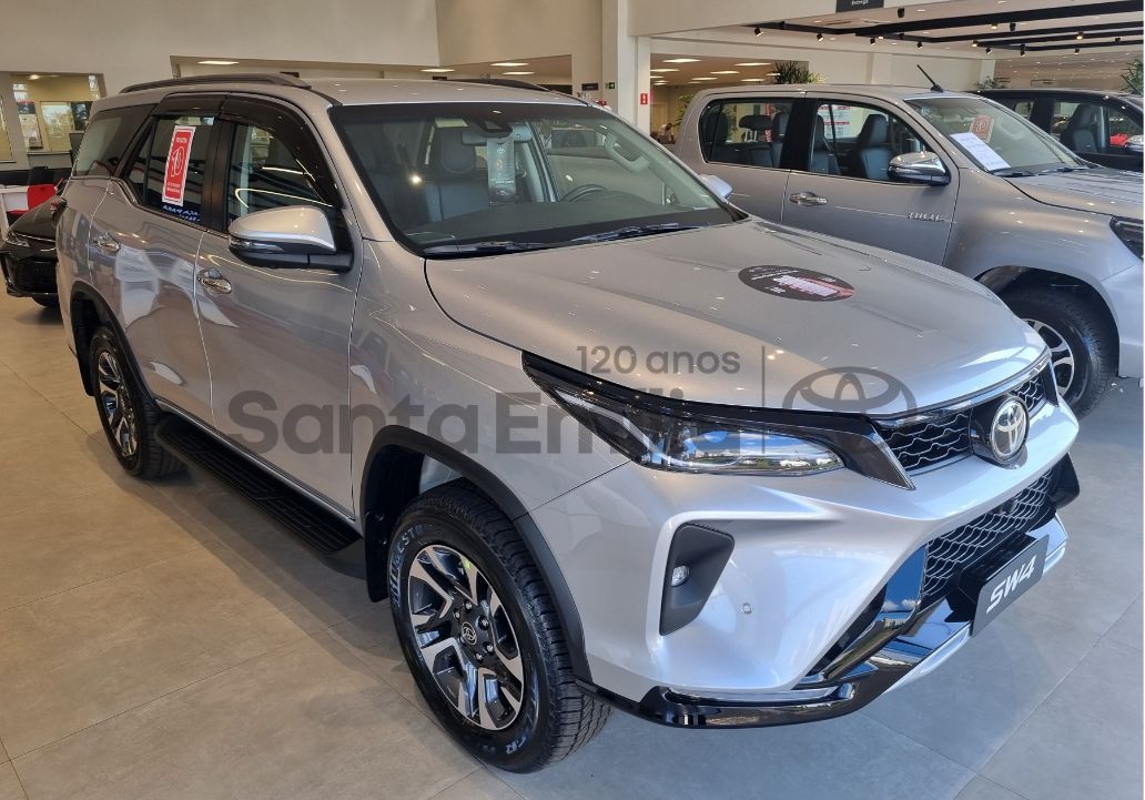 SW4 SRX Platinum 2.8 Turbodiesel 4x4 (Aut.) (7 Lugares)