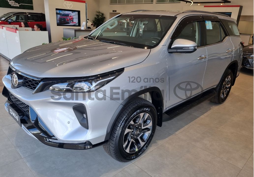 SW4 SRX Platinum 2.8 Turbodiesel 4x4 (Aut.) (7 Lugares)