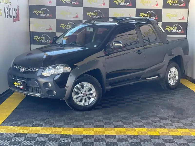 Fiat Strada Adv. M. March. 1.8 Flex 16V CD